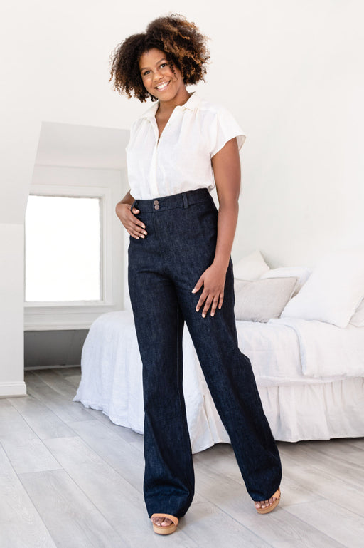What Are the Most Flattering Pants for Tall Women?